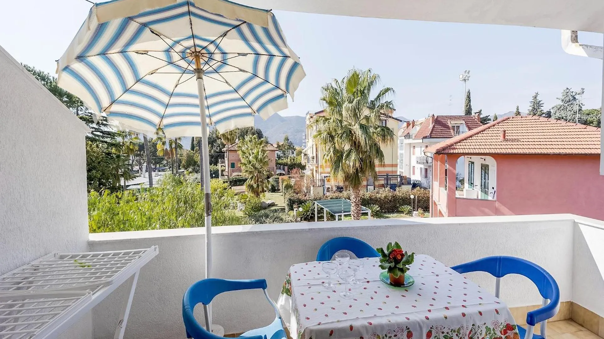 Apartment In Loano